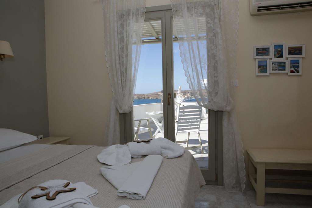 Alexandra'S Rooms Parikia  Bagian luar foto