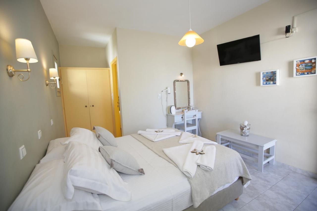 Alexandra'S Rooms Parikia  Bagian luar foto