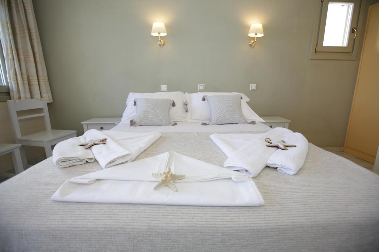 Alexandra'S Rooms Parikia  Bagian luar foto