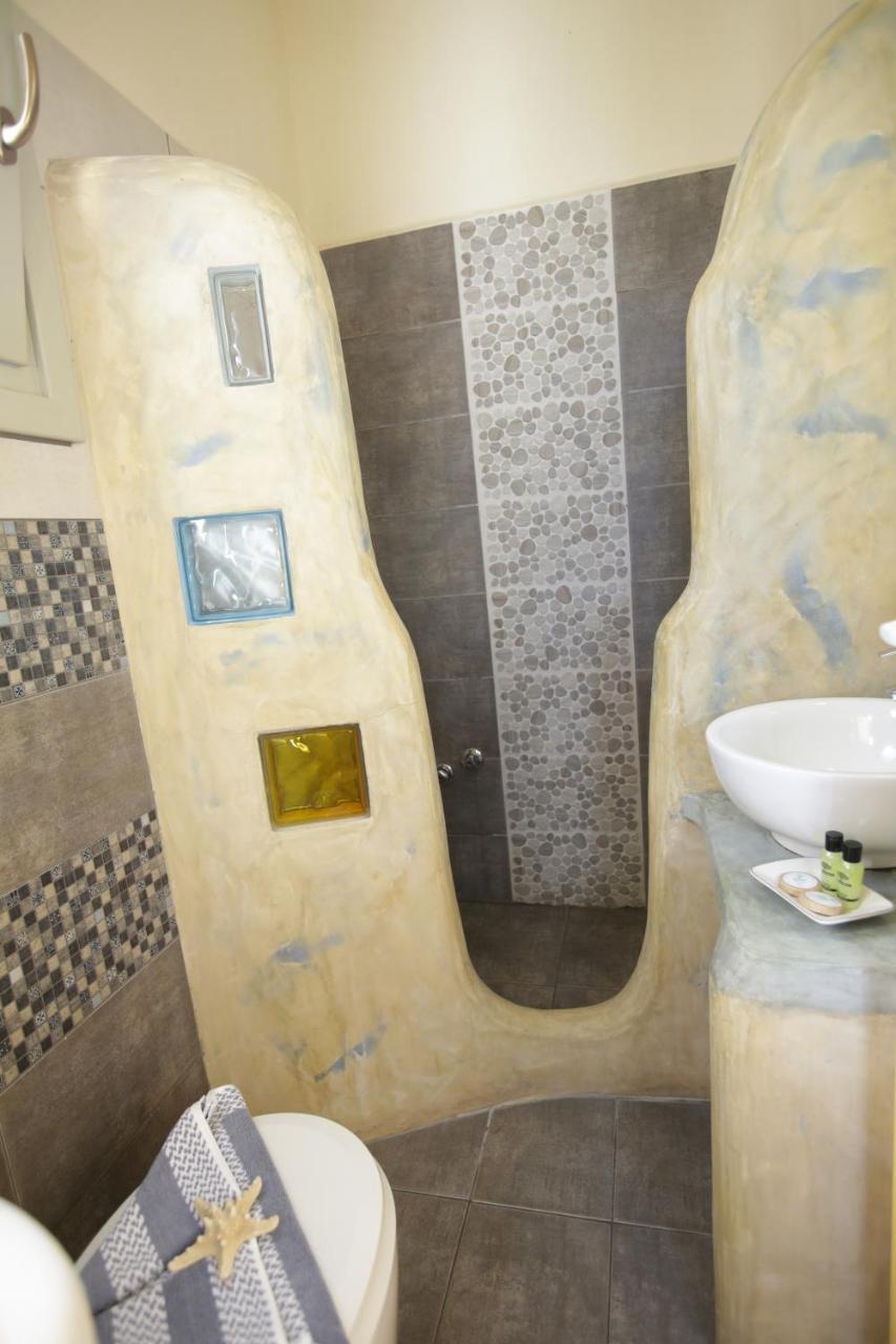 Alexandra'S Rooms Parikia  Bagian luar foto