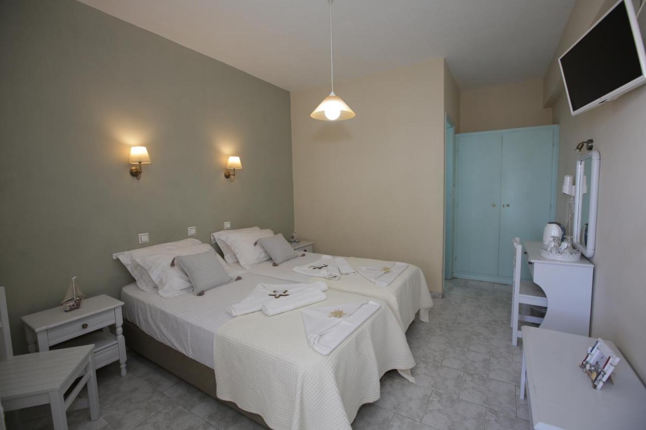 Alexandra'S Rooms Parikia  Bagian luar foto