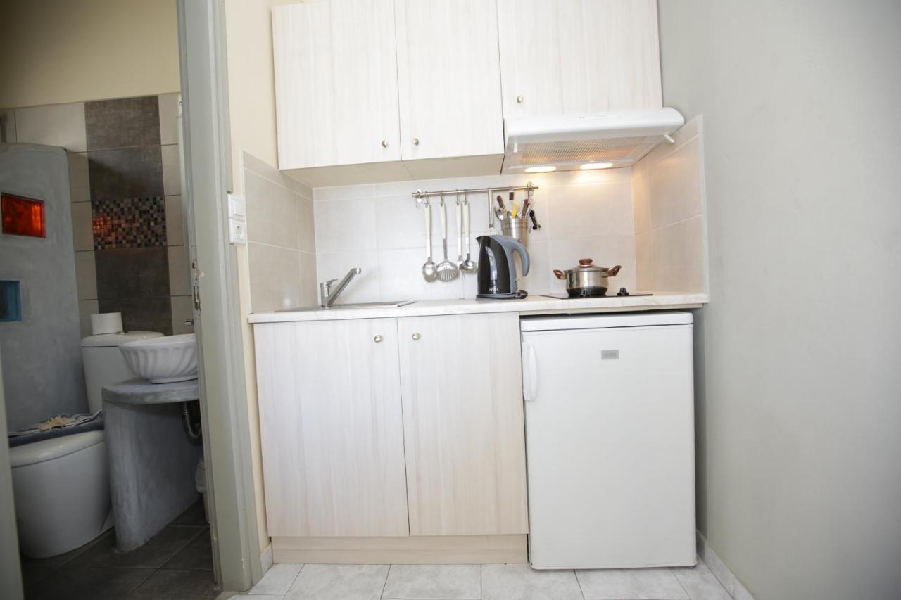 Alexandra'S Rooms Parikia  Bagian luar foto