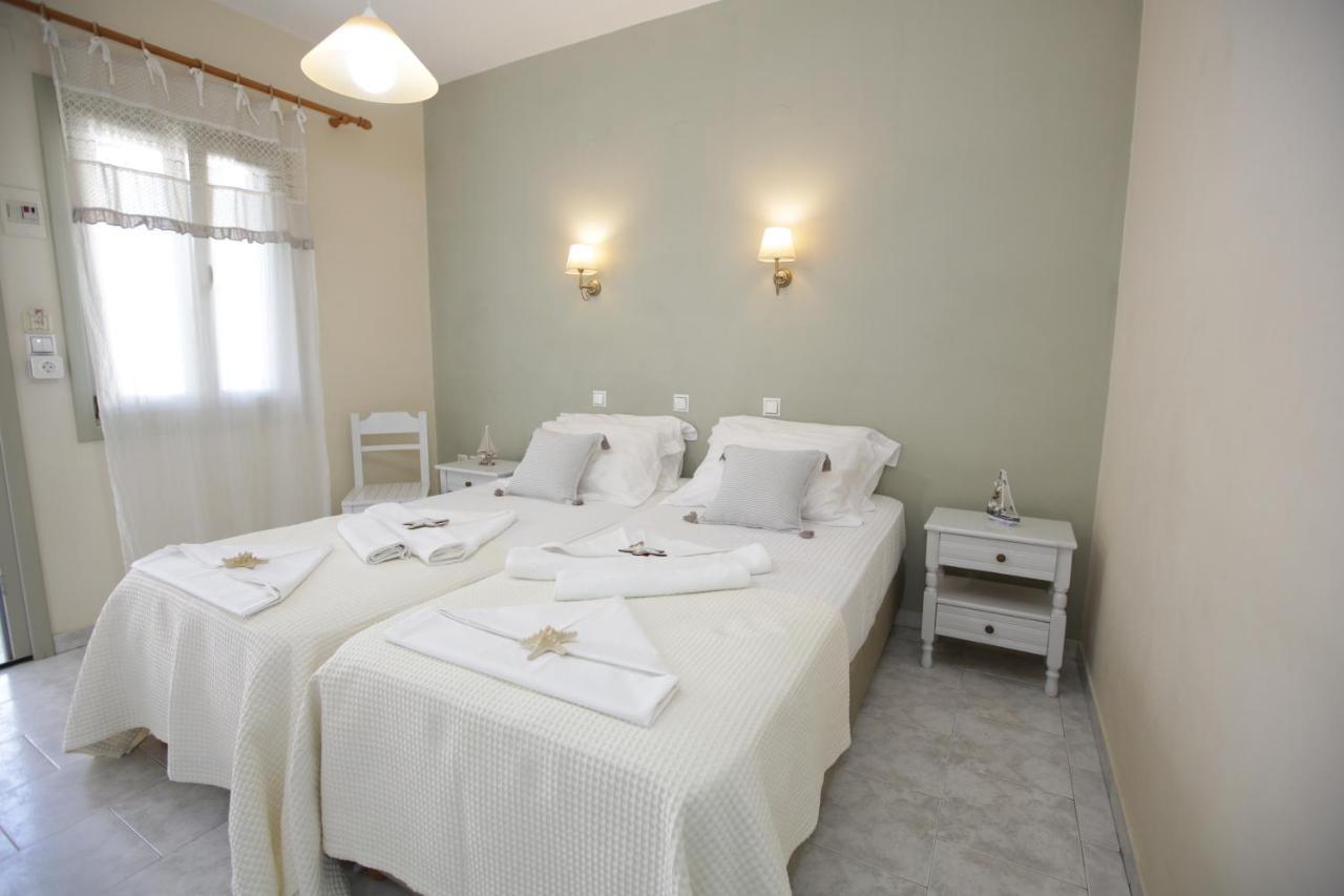 Alexandra'S Rooms Parikia  Bagian luar foto