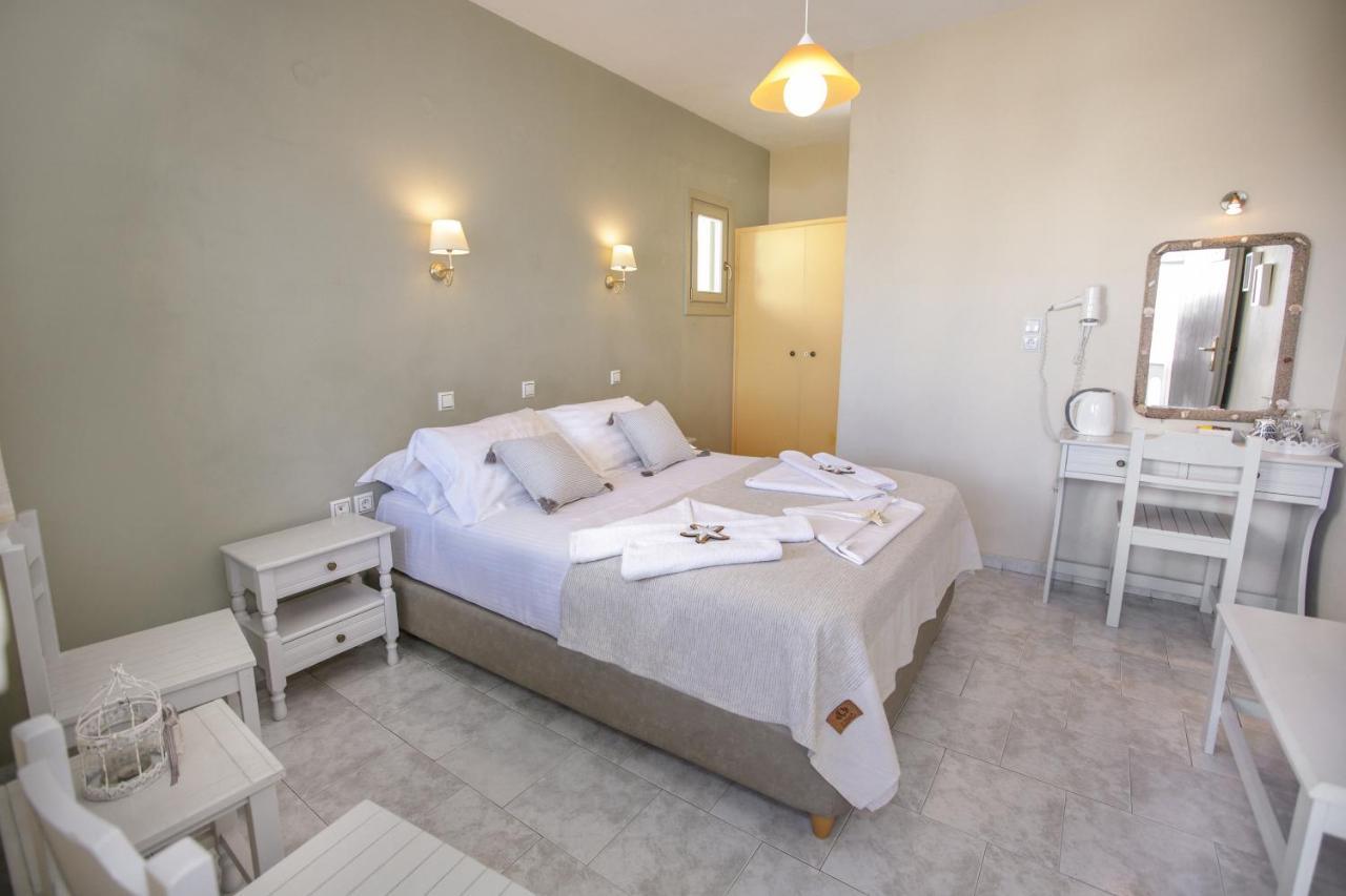 Alexandra'S Rooms Parikia  Bagian luar foto